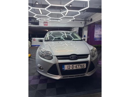 2012 Ford Focus - thumbnail 5