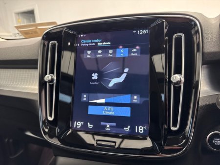 2022 Volvo XC40 - thumbnail 20