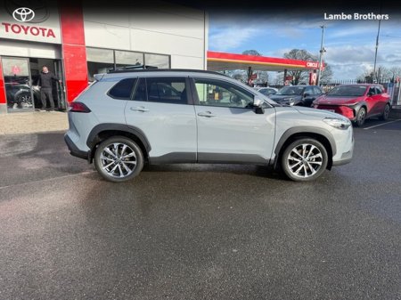 2023 Toyota Corolla Cross CROSS SPORT 1. 1.8 4DR AUTO €34,950 thumbnail