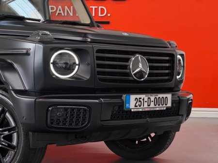 2025 Mercedes-Benz G Class - thumbnail 2
