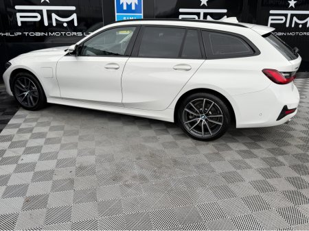 2020 BMW 3 Series 330e XDRIVE SPORT PRO AUTO €24,995 thumbnail