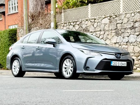 2020 Toyota Corolla - thumbnail 2