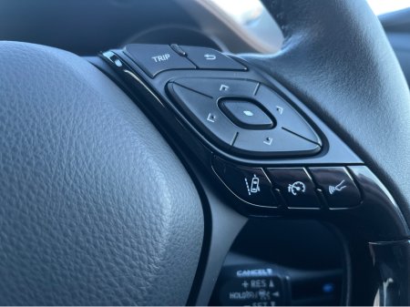 2021 Toyota C-HR - thumbnail 14