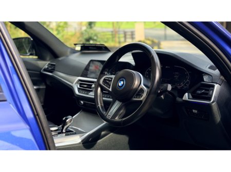 2022 BMW 3 Series - thumbnail 5