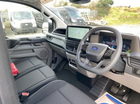 2026 Ford Transit Custom - thumbnail 8