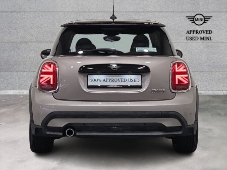 2023 MINI Hatch COOPER Cooper Exclusive Auto thumbnail