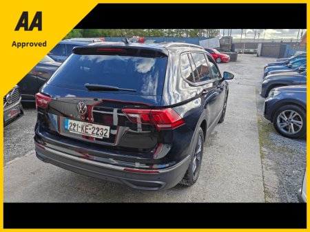 2022 Volkswagen Tiguan - thumbnail 13