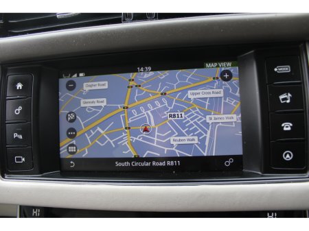 2017 Jaguar XF - thumbnail 9