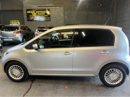 2015 Volkswagen up! 2015 automatic €8,995