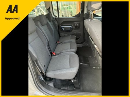 2022 Peugeot Rifter Allure Horizon L2 Wheelchair Accessible Taxi €42,950 thumbnail