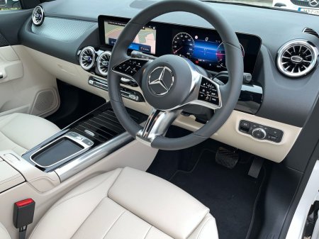 2026 Mercedes-Benz GLA Class - thumbnail 9