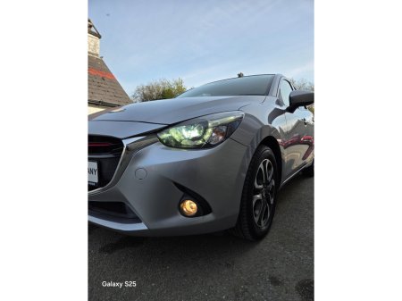 2016 Mazda Demio - thumbnail 4