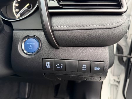 2023 Toyota Camry - thumbnail 23