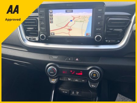 2018 Kia Stonic 2018 KIA STONIC 1.4 K3 PETROL LOW KMS €12,950 thumbnail