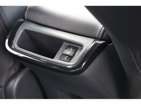 2026 Toyota Hilux - thumbnail 12