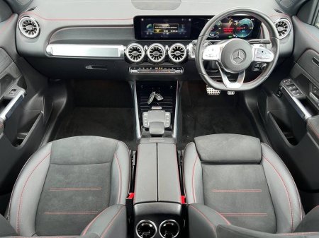 2024 Mercedes-Benz EQB 4MATIC AMG-LINE PREMIUM 7-SEATER // LOW MILEAGE // APPLE CARPLAY/ANDROID AUTO // DIGITAL CLUSTER €38,900 thumbnail