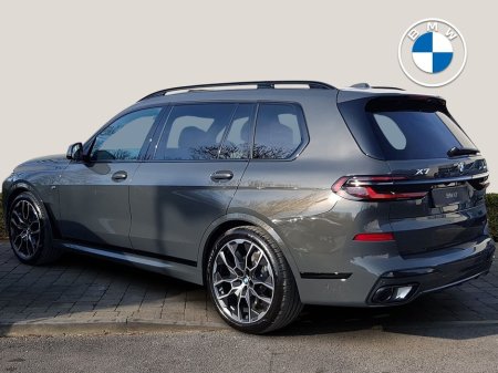 2026 BMW X7 - thumbnail 2
