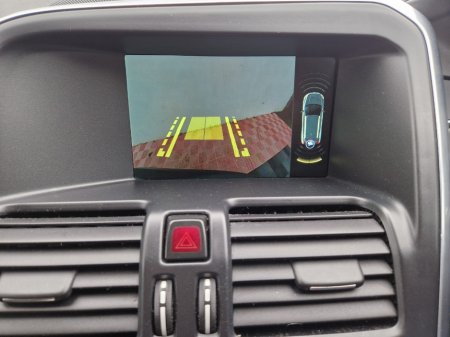 2015 Volvo XC60 - thumbnail 36