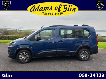 2023 Peugeot Rifter ALLURE LONG **Wheelchair and 3 rear passengers*** €36,950