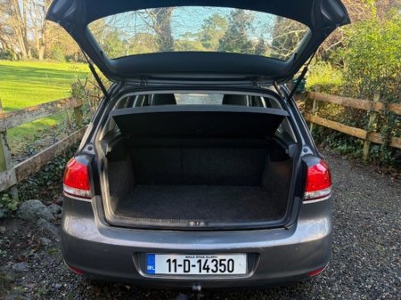 2011 Volkswagen Golf 1.6 TDi TrendLine - 5 Spd Man - 105bhp - €200 Tax €4,650 thumbnail