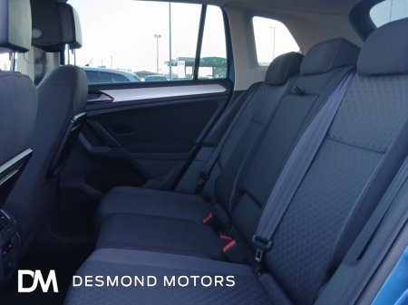 2017 Volkswagen Tiguan - thumbnail 9