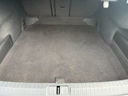 2018 Volkswagen Passat - thumbnail 11