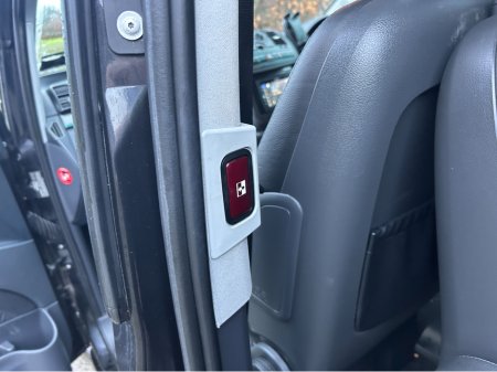 2008 Mercedes-Benz Viano AUTO//ELECTRIC WHEEL CHAIR RAMP//6 CAPTAINS UNMARKED LEATHER SEATS//DVD//ELECTRIC DOOR CLOSING///BRAND NEW NCT 2/2027///TINY MLS///UNIQUE OPPORTUNITY €15,950 thumbnail