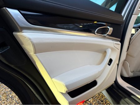 2014 Porsche Panamera PORSCHE PANAMERA 3.0 V6 FACELIFT 300BHP TURBO LOOK,SUNROOF ,HEATED SEATS ,REVERSE CAMERAS,SAT NAV ,PREMIUM TURBO LEATHER (rare) €29,840 thumbnail