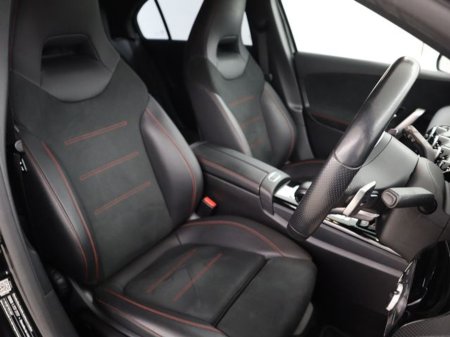 2020 Mercedes-Benz A Class A 200 d Auto AMG Line €24,995 thumbnail