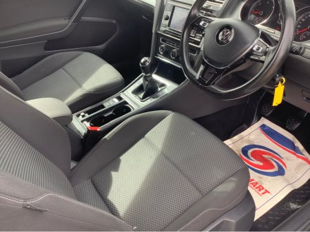 2017 Volkswagen Golf - thumbnail 12