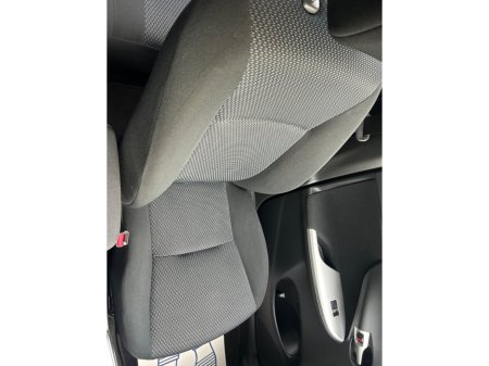 2011 Toyota Corolla - thumbnail 13