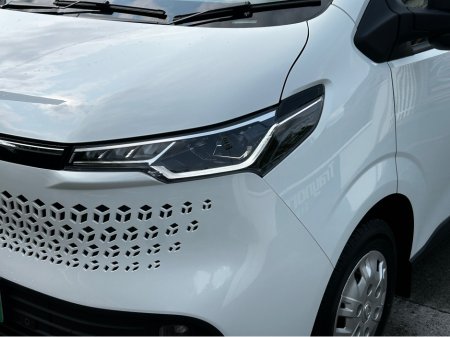 2026 Maxus Deliver 7 SPECIAL ORDER WITH 2 SIDE LOADING DOORS IN STOCK