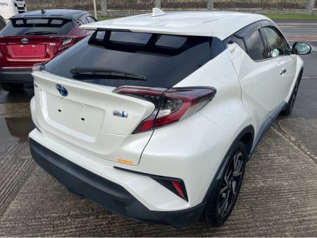 2018 Toyota C-HR 1.8 HYBRID AUTO LOW KM HIGH SPEC €18,750 thumbnail
