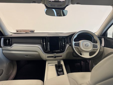 2022 Volvo XC60 - thumbnail 19