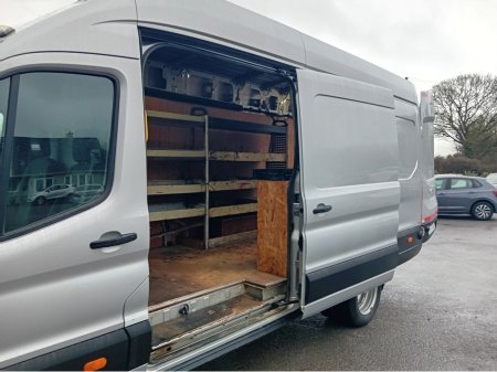 2022 Ford Transit 470E TREND 2.0 TD 170 M6 RWD 3DR €26,500