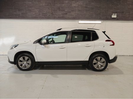 2019 Peugeot 2008 - thumbnail 4