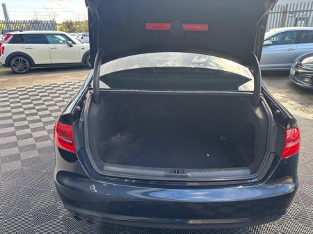 2016 Audi A4 - thumbnail 6