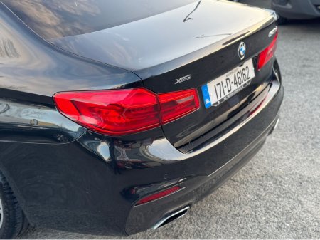 2017 BMW 5 Series - thumbnail 8