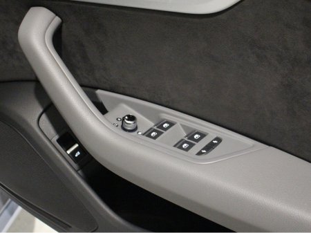 2016 Audi A4 2.0 TDI 150 S LINE 19 4DR €17,950 thumbnail