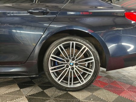 2020 BMW 5 Series - photo 5