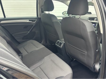 2015 Volkswagen Golf 1.6 TDI MATCH BLUEMOTION 105PS 5 5DR €11,950 thumbnail