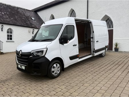 2022 Renault Master 135  BUSINESS NO VAT €22,750 thumbnail
