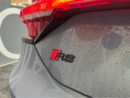 2023 Audi e-tron GT quattro - thumbnail 9