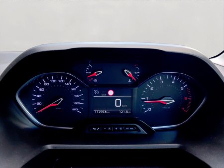 2021 Peugeot Rifter - photo 4