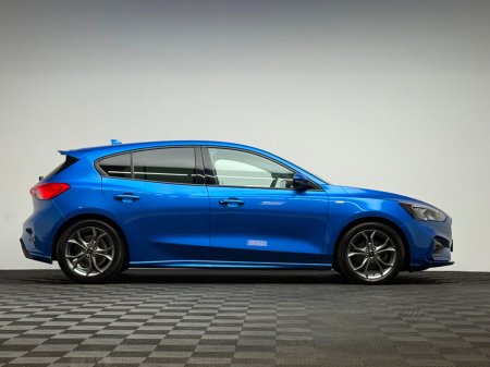2021 Ford Focus - thumbnail 8