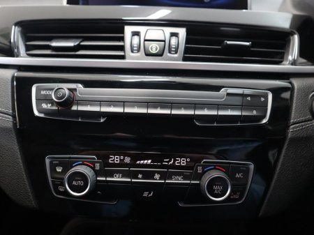 2021 BMW X1 - thumbnail 25