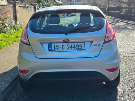 2014 Ford Fiesta - view 4