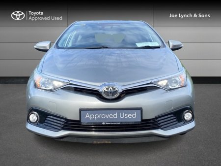 2017 Toyota Auris - thumbnail 5