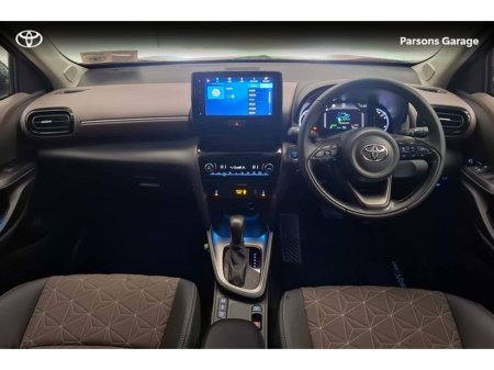 2023 Toyota Yaris Cross YARIS CROSS SOL €28,995 thumbnail