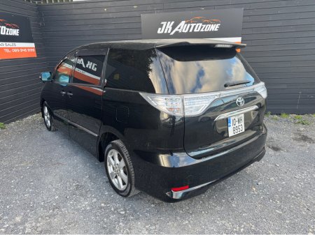 2010 Toyota Estima - thumbnail 6